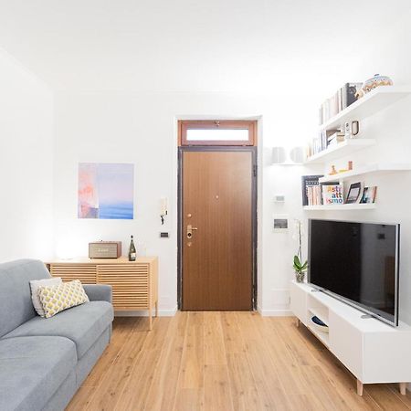 Appartamento Rosart House By Rent All Côme Esterno foto