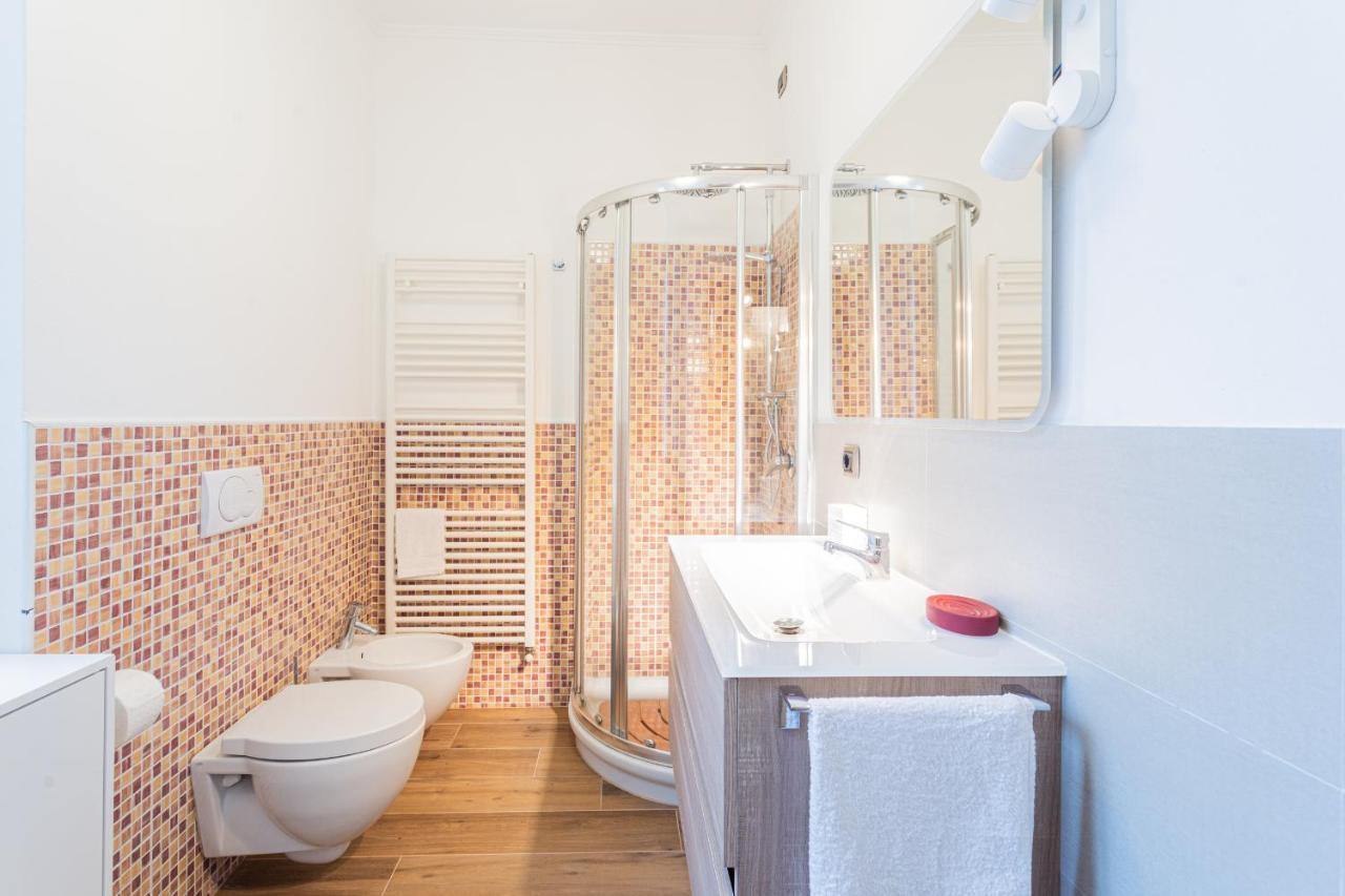 Appartamento Rosart House By Rent All Côme Esterno foto